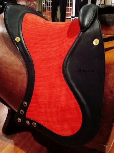 Baroque Cover for Dressage Saddle